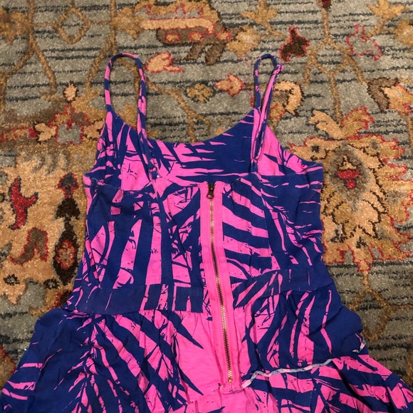 Adorable Roxy Dress - Picture 5 of 5